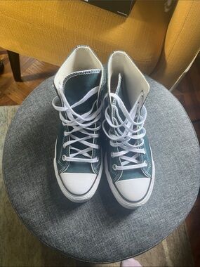 Converse platform high-tops in darkly jaded/white/black. Women’s 6/men’s 4.